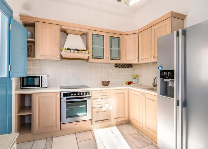 Lunar * Glastros (Mykonos)